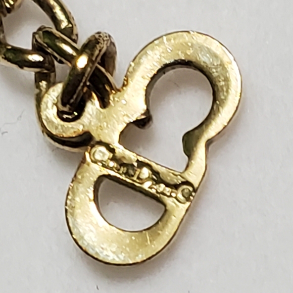 ⚜️❤️⚜️Christian Dior Gold Plated Vintage Queen 2 Crystals ❤️ Pendant - Picture 3 of 10